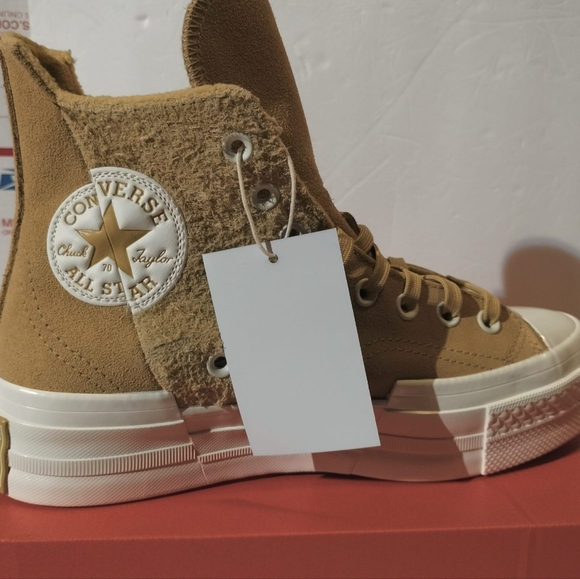 Converse Shoes - Converse Gender Inclusive ChuckTaylor All Star Unisex S 9.5 Women's / 7.5 Men's